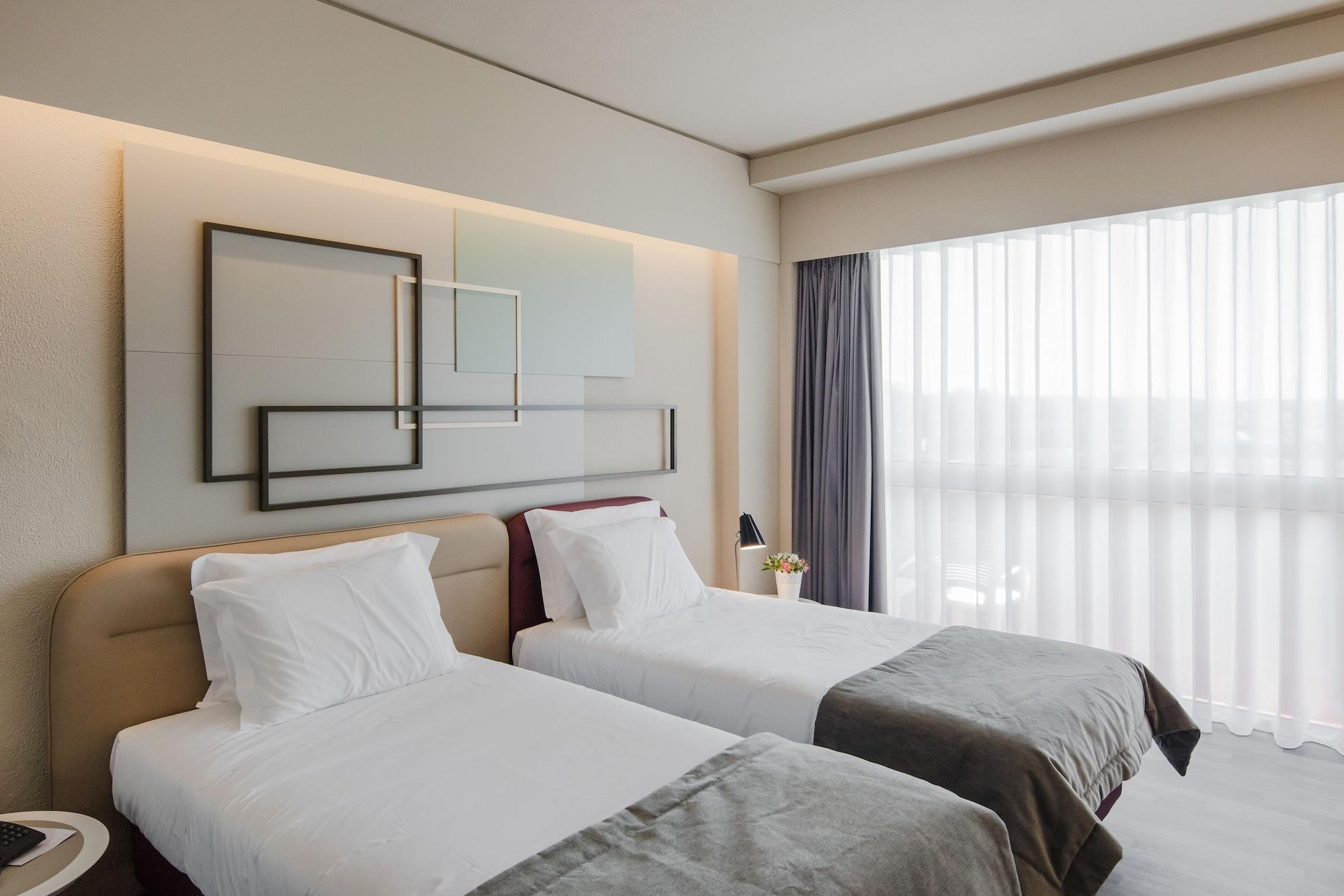 Axis Ofir Beach Resort Hotel エシュポゼンデ エクステリア 写真