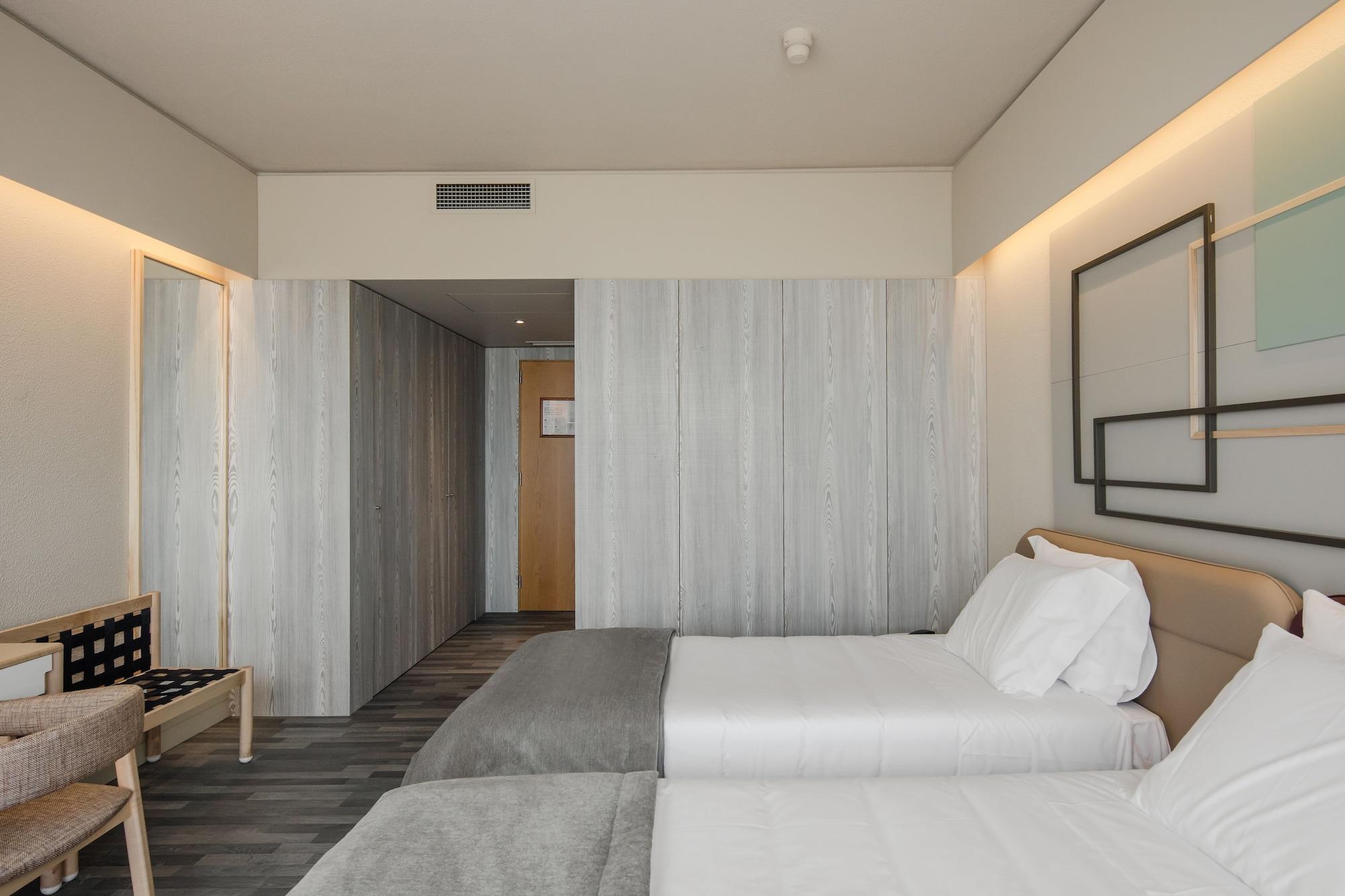 Axis Ofir Beach Resort Hotel エシュポゼンデ エクステリア 写真