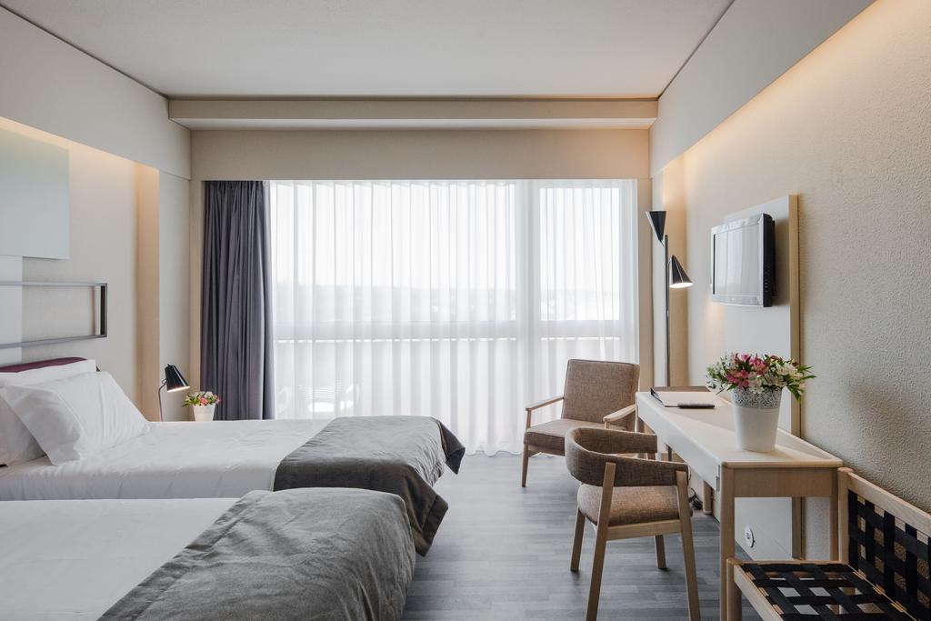 Axis Ofir Beach Resort Hotel エシュポゼンデ エクステリア 写真