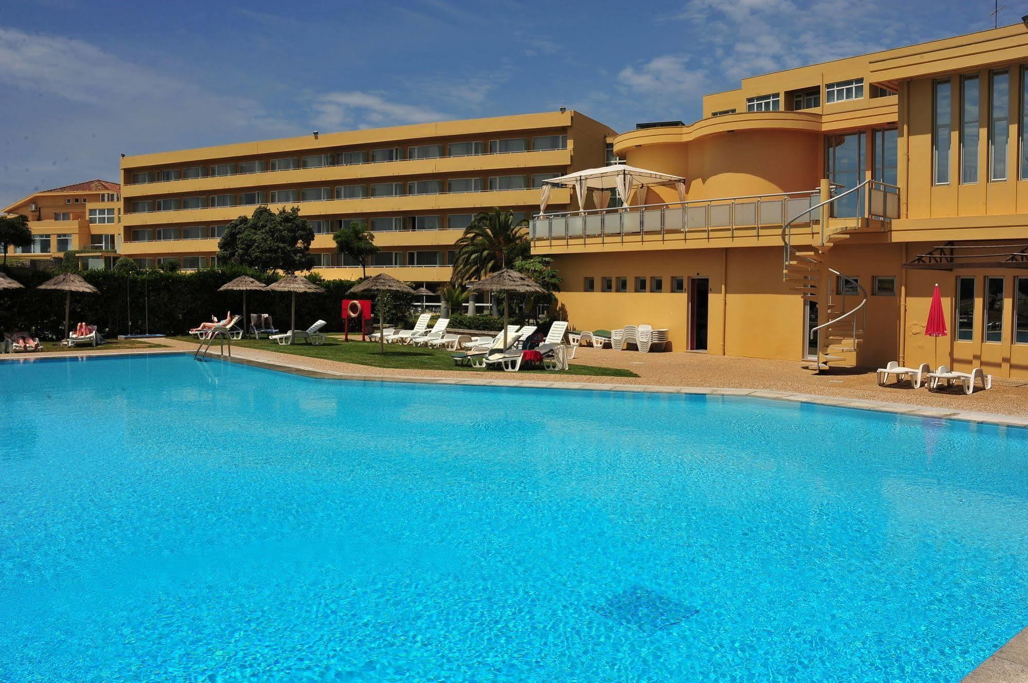 Axis Ofir Beach Resort Hotel エシュポゼンデ エクステリア 写真